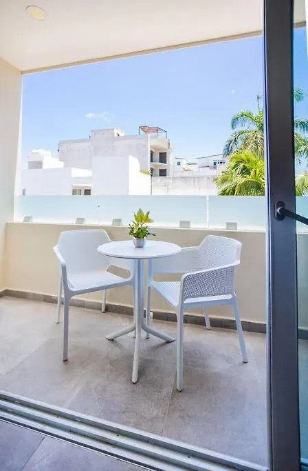 Suite De Lujo 1 Hab. Depto 302 Playa del Carmen 0*,  Mexico